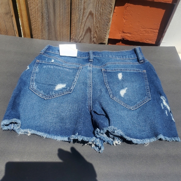 SO Brand HighRise Boyfriend Midi Jean Shorts Size 5/27 W NWT - Picture 3 of 6